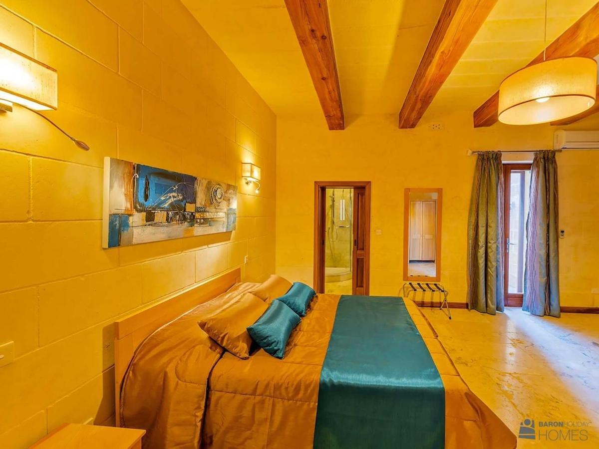 The Almonds Luxury Villa San Lawrenz Bagian luar foto