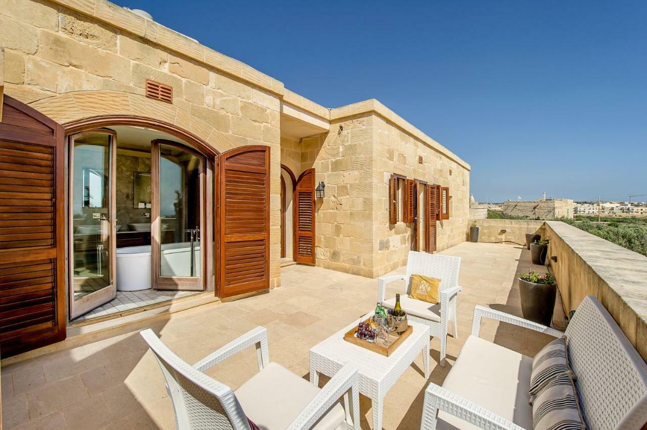 The Almonds Luxury Villa San Lawrenz Bagian luar foto